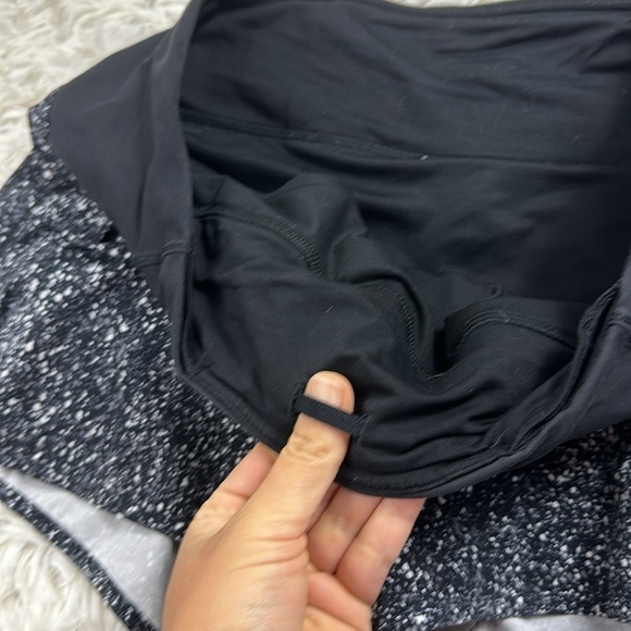 Lululemon Run Times Short Mini Splatter White Black - Picture 2 of 7